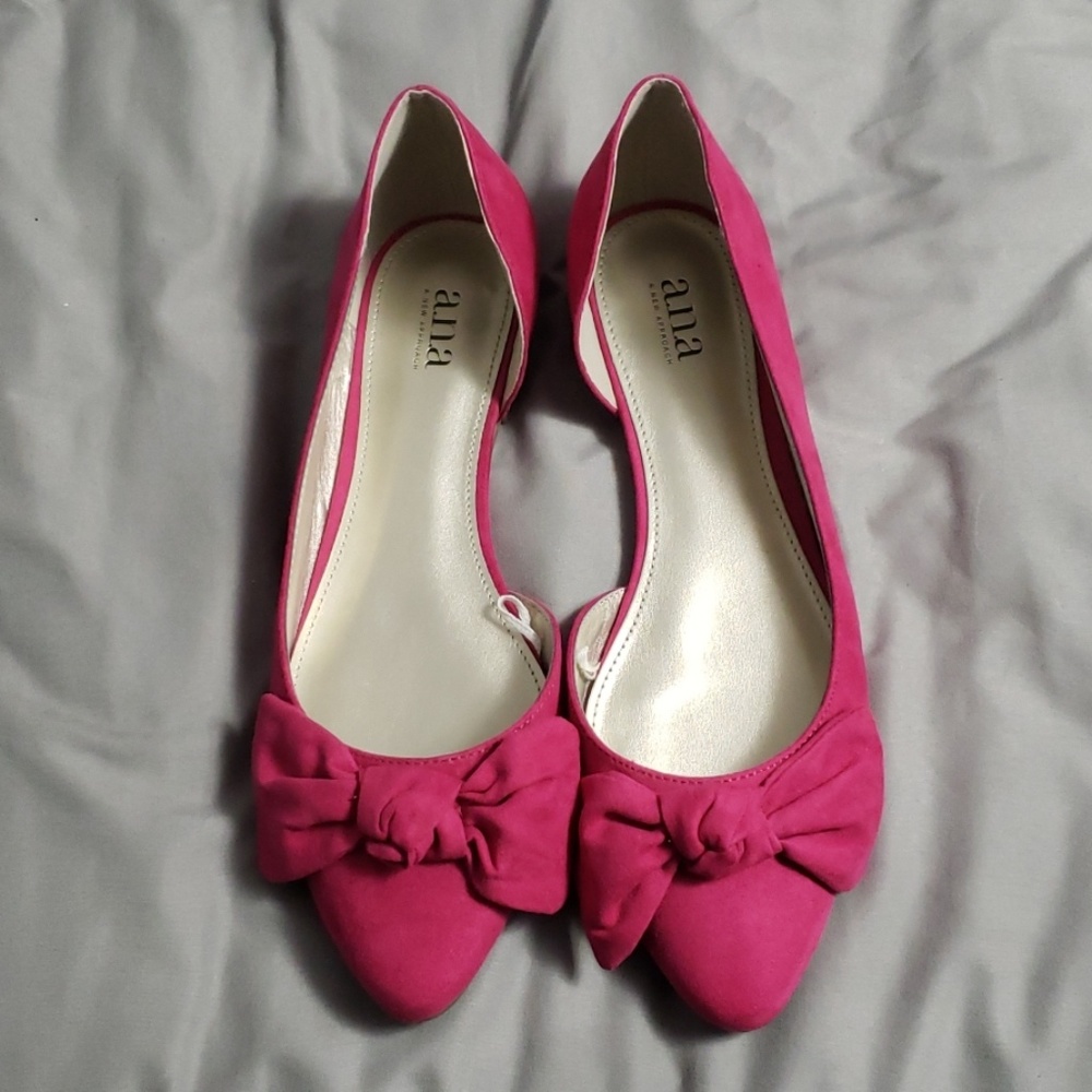 A.N.A Magenta Flats